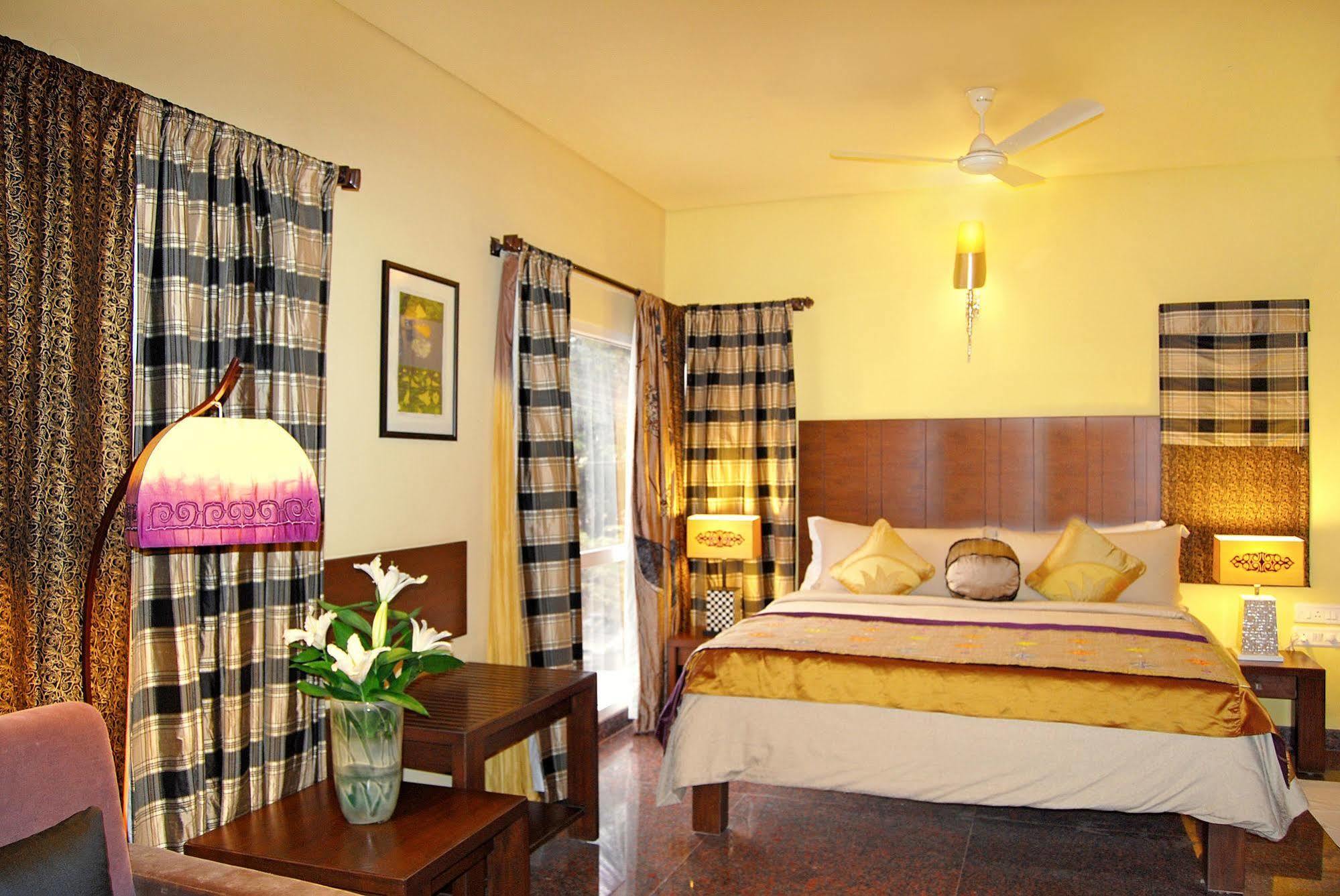 Justa Indiranagar Bangalore Exterior foto